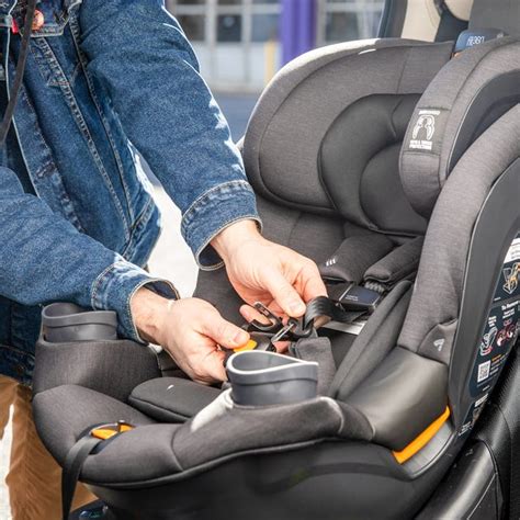 Chicco Fit360 Rotating Car Seat Review, According to a Baby .
